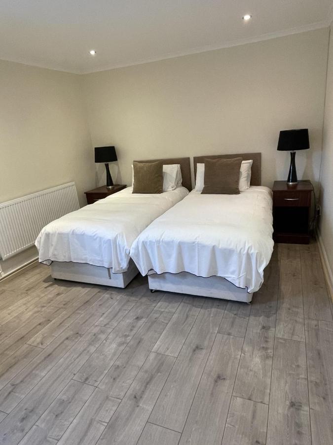 The Castle Hotel Llandovery Esterno foto
