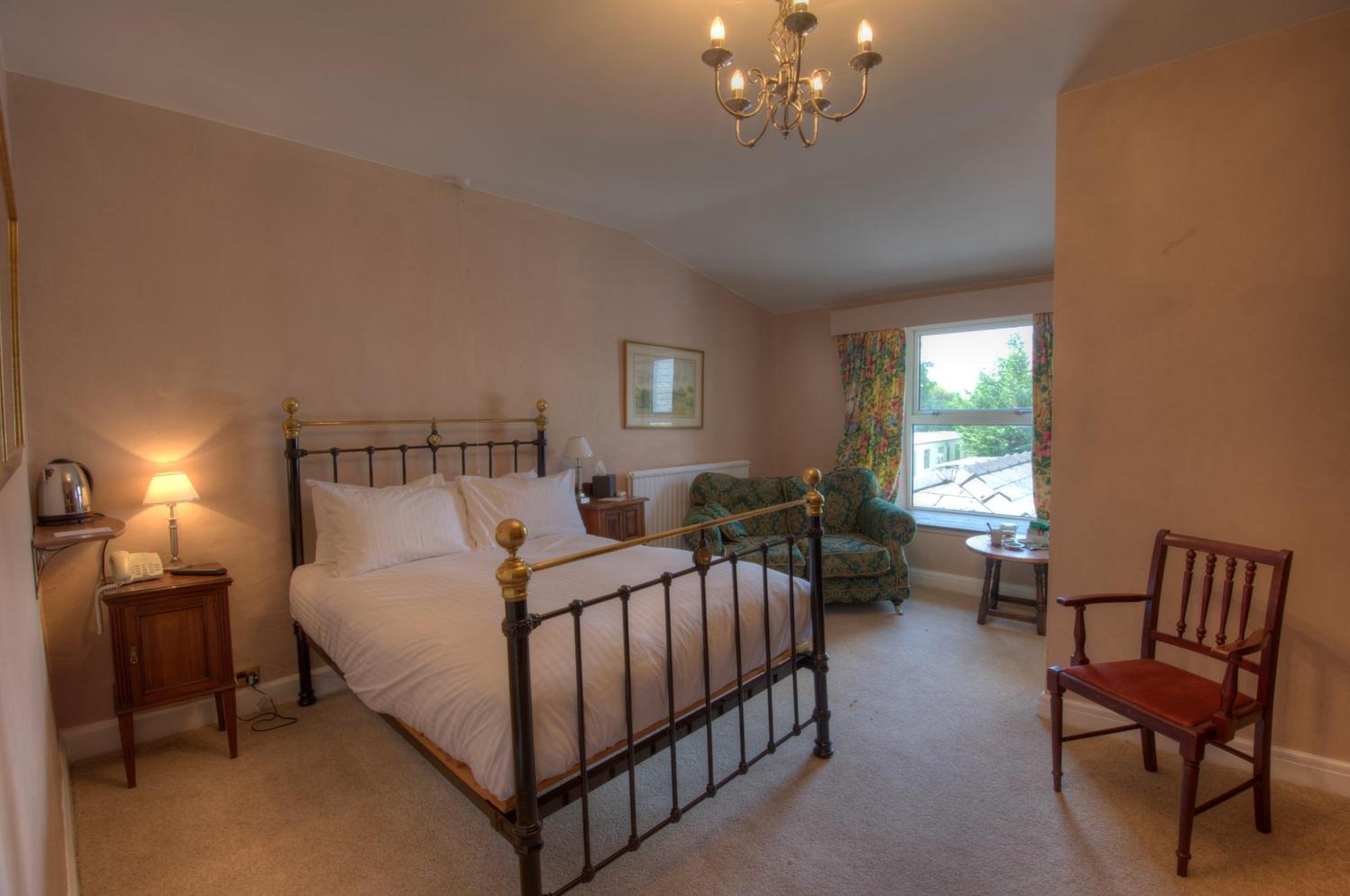 The Castle Hotel Llandovery Esterno foto