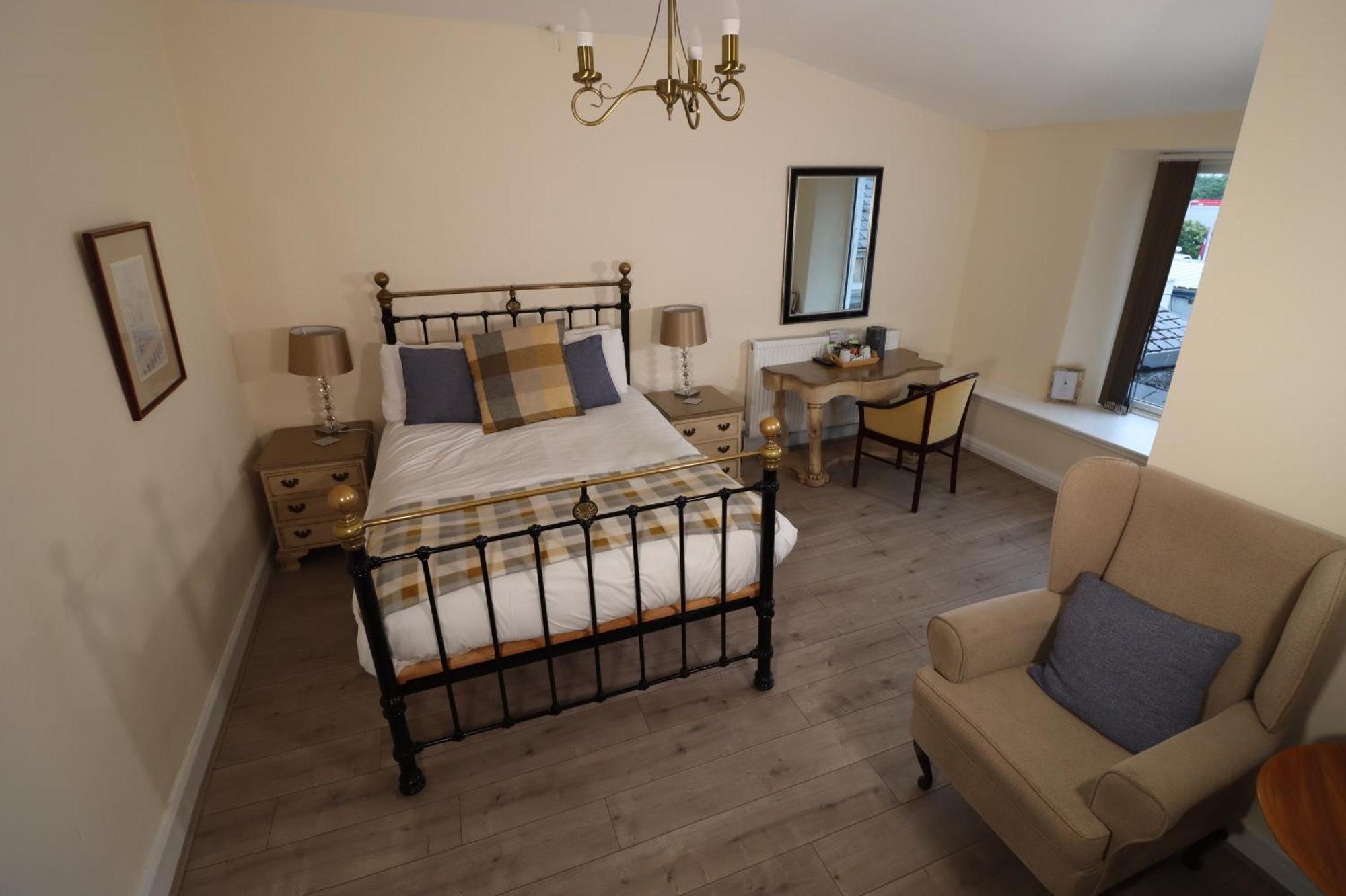 The Castle Hotel Llandovery Esterno foto